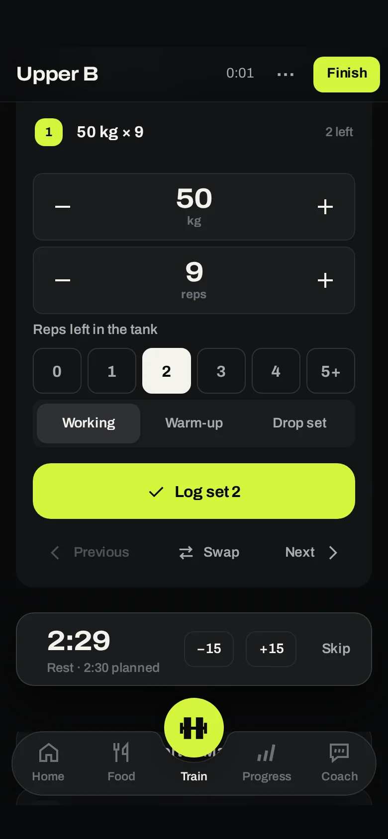 The logger during a workout: the exercise, its weight and reps, reps left in the tank, and the rest timer running after the first set